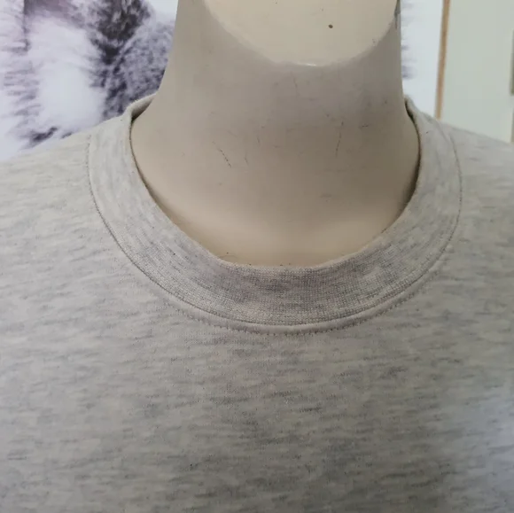 Industrie basic sweater size small - Picture 7 of 10